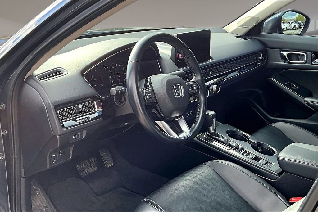 Used 2022 Honda Civic Touring image 12