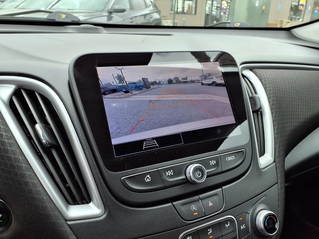 Used 2023 Chevrolet Malibu LT FWD image 21