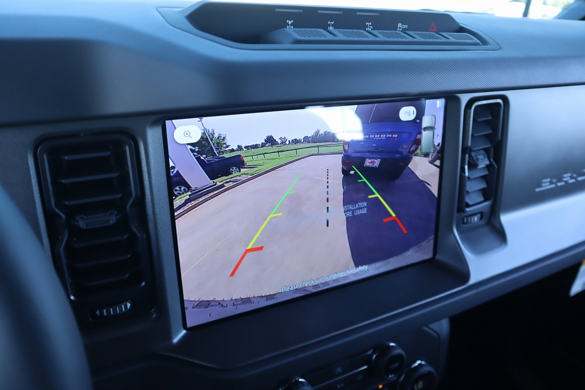 New 2025 Ford Bronco Big Bend w/ Black Diamond Package image 8