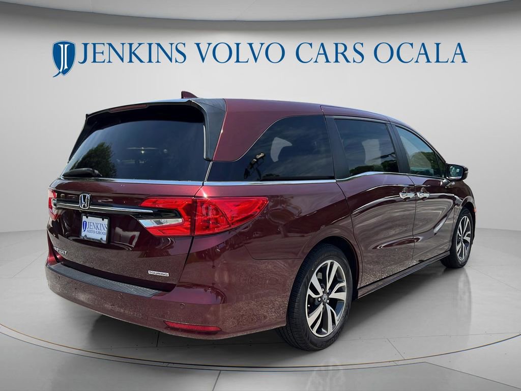 Used 2021 Honda Odyssey Touring image 3