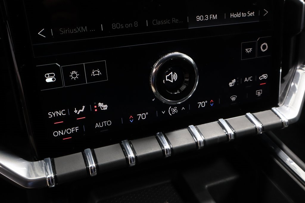 Used 2025 GMC Acadia Elevation image 31