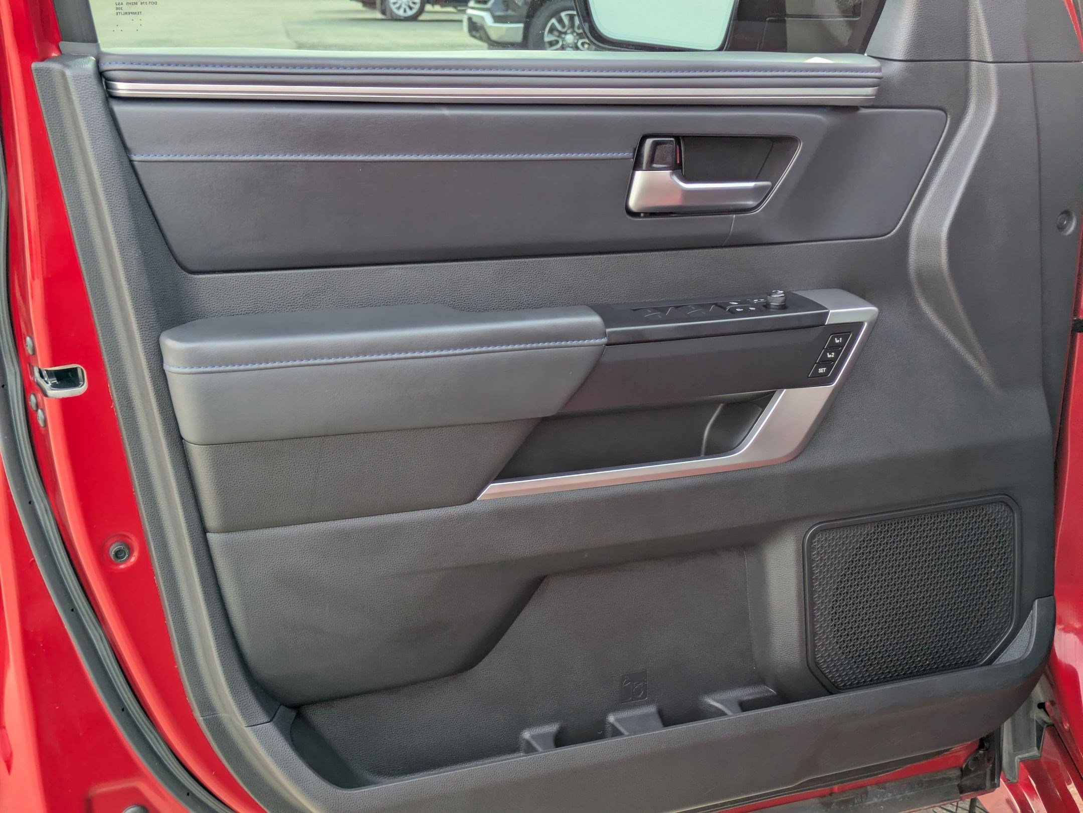 Used 2024 Toyota Tundra Platinum image 11