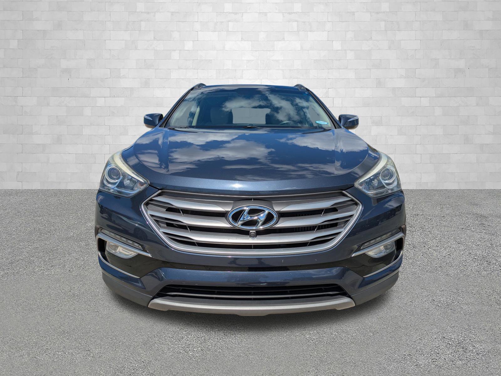 Used 2017 Hyundai Santa Fe Sport image 6