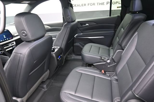 New 2026 Chevrolet Traverse LT w/ Driver Confidence Package AWD/4WD image 10