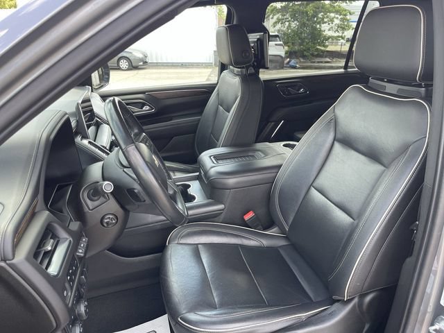 Used 2021 Chevrolet Suburban Premier w/ Premium Package AWD/4WD image 11