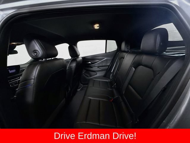 Used 2024 Buick Envista Sport Touring w/ Convenience I Package FWD image 9