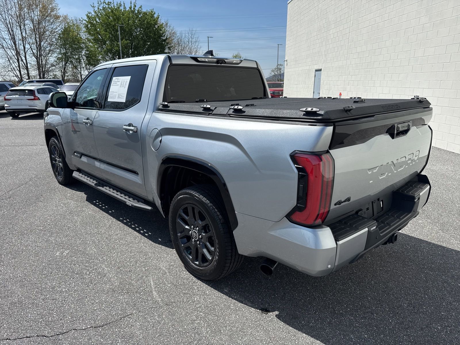 Used 2023 Toyota Tundra Platinum image 5