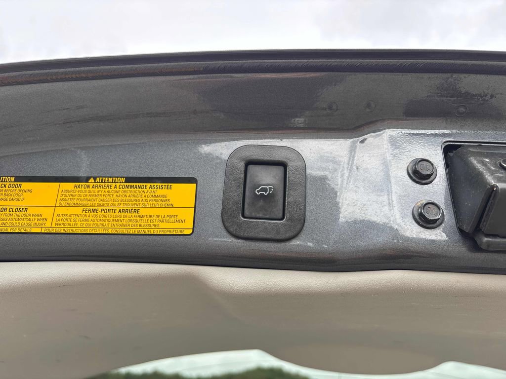 Used 2012 Toyota Venza XLE AWD/4WD image 27