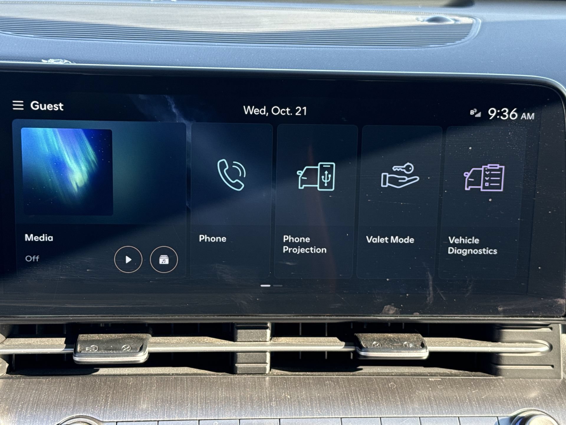Used 2024 Hyundai Kona SEL FWD image 19