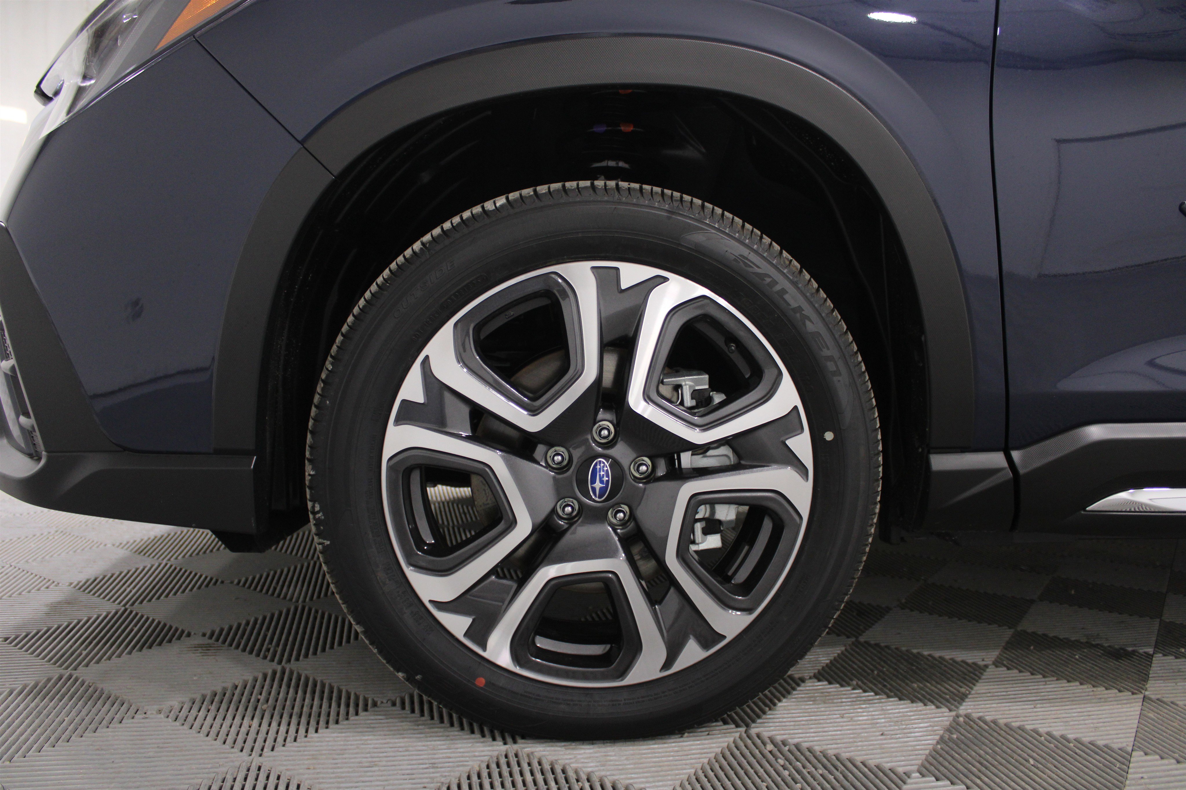 New 2025 Subaru Ascent Touring image 36