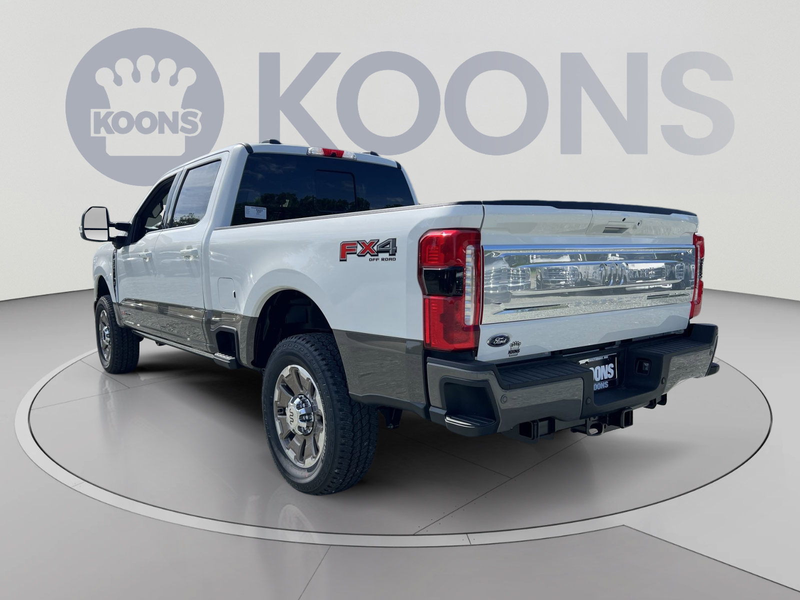New 2026 Ford F350 4x4 Crew Cab Super Duty image 4