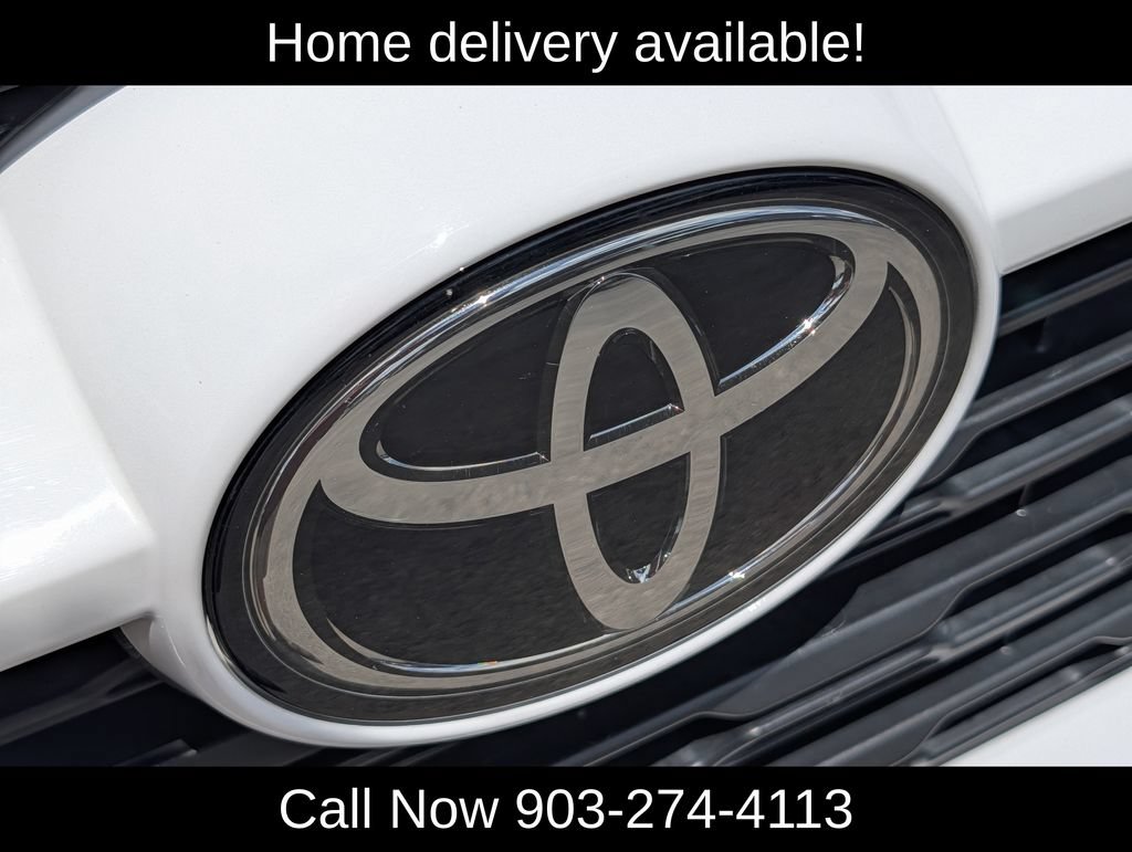 Used 2022 Toyota RAV4 XLE w/ Convenience Package AWD/4WD image 38