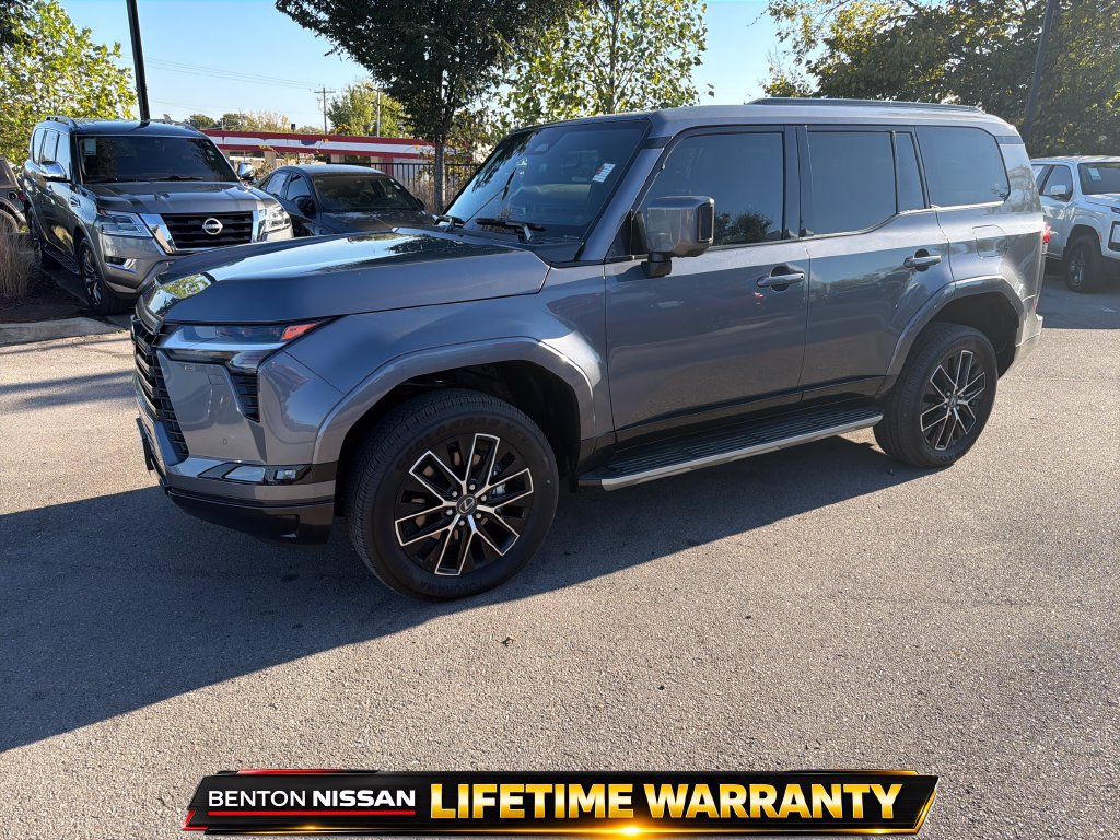 Used 2026 Lexus GX 550 w/ Cold Area Package AWD/4WD image 3
