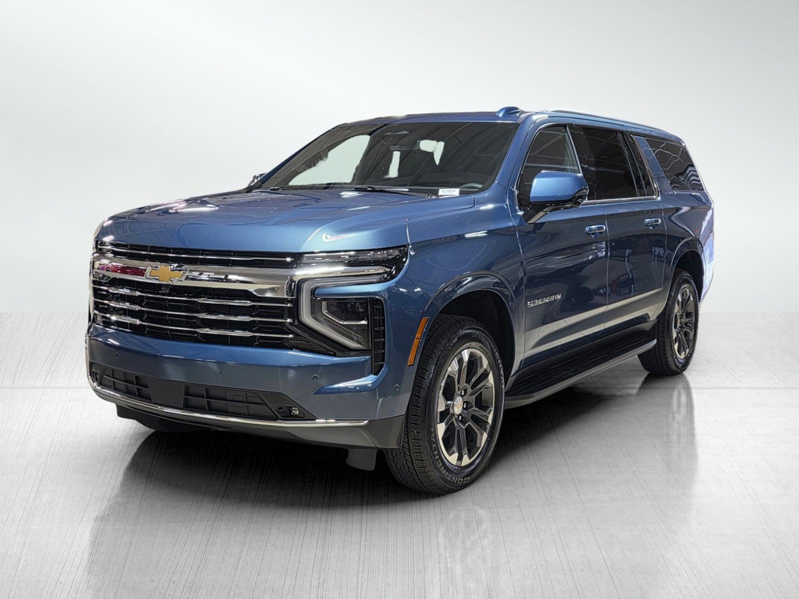 New 2027 Chevrolet Suburban LT w/ Comfort Package RWD image 3