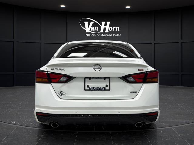 Used 2023 Nissan Altima 2.0 SR AWD/4WD image 6