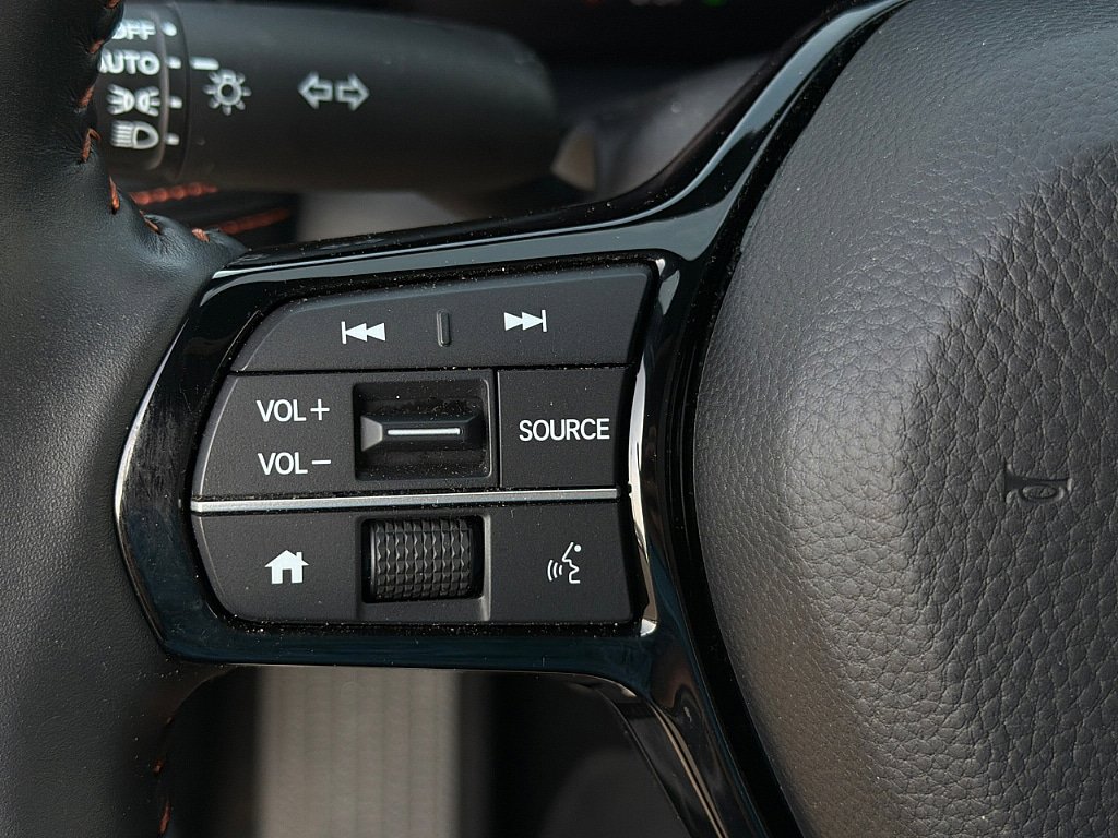 Used 2024 Honda HR-V Sport image 16
