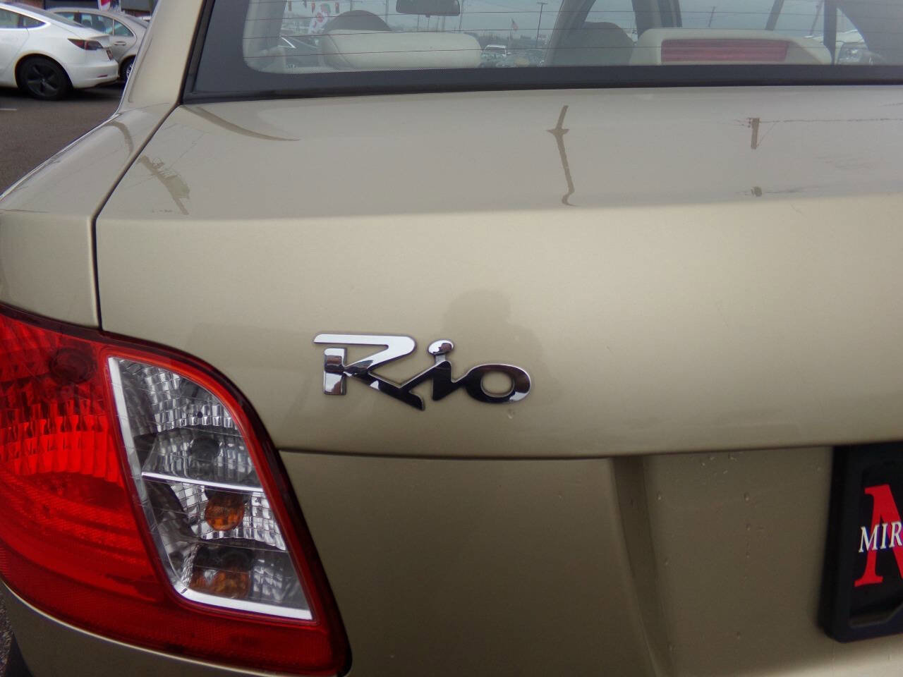 Used 2009 Kia Rio LX w/ PWR Pkg FWD image 34