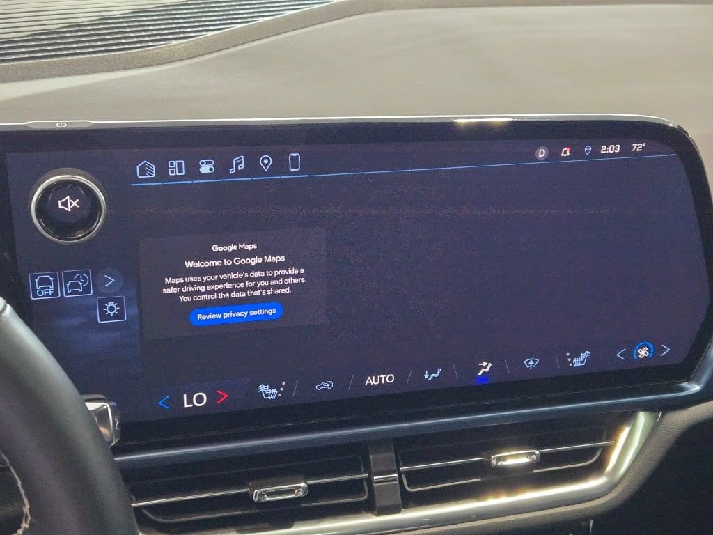 Certified 2024 Chevrolet Equinox EV LT FWD image 25