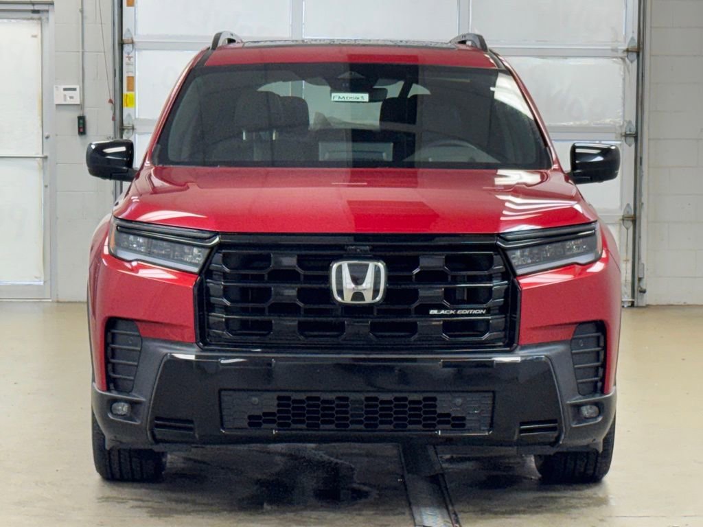 New 2026 Honda Pilot Black Edition image 2