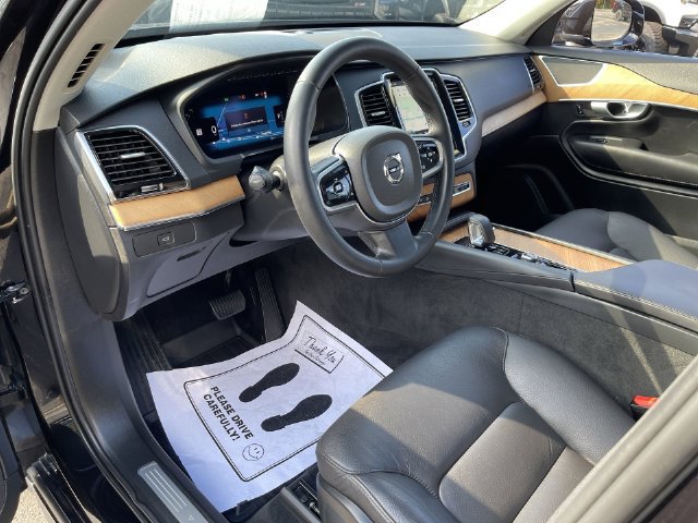 Used 2024 Volvo XC90 B6 Plus AWD/4WD image 10