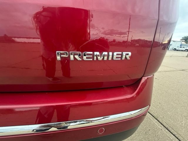 Used 2020 Chevrolet Traverse Premier FWD image 26