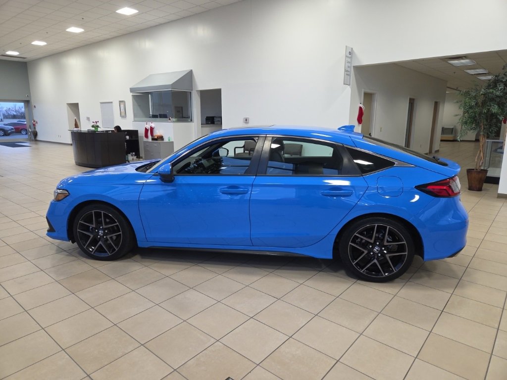 Used 2022 Honda Civic Sport Touring image 9