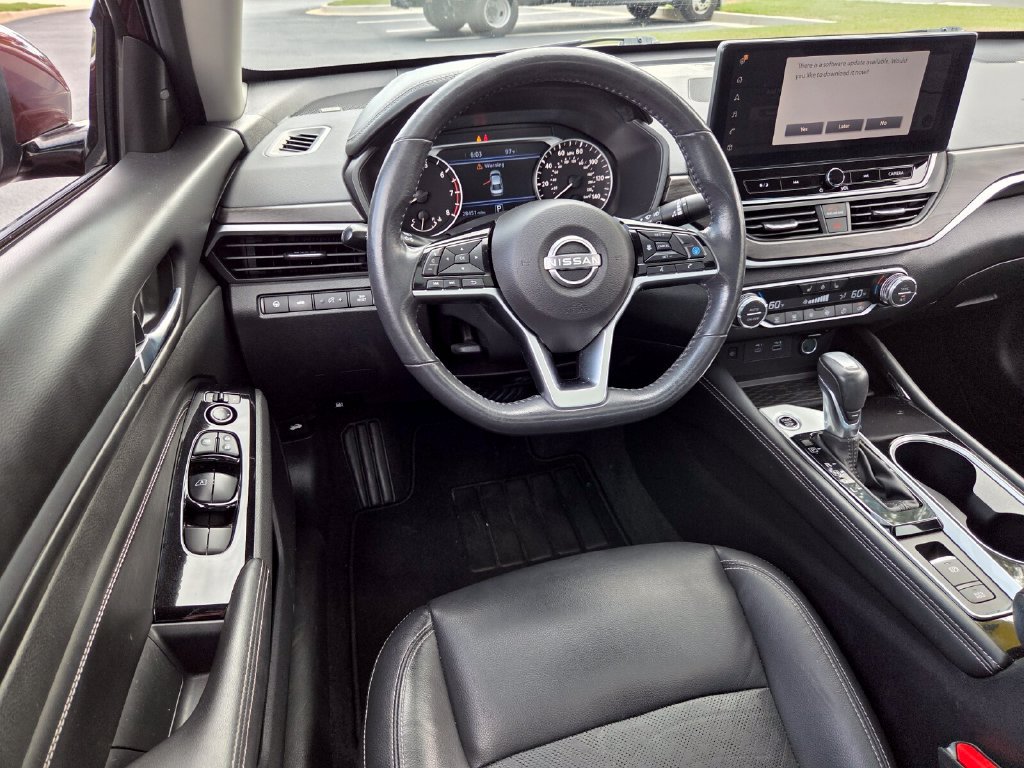Used 2023 Nissan Altima 2.5 SL AWD/4WD image 5