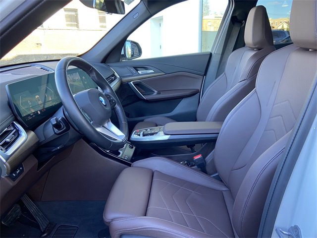 Certified 2025 BMW X1 xDrive28i w/ Convenience Package image 25