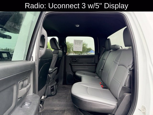 Used 2024 RAM 2500 Tradesman w/ Chrome Appearance Group AWD/4WD image 9