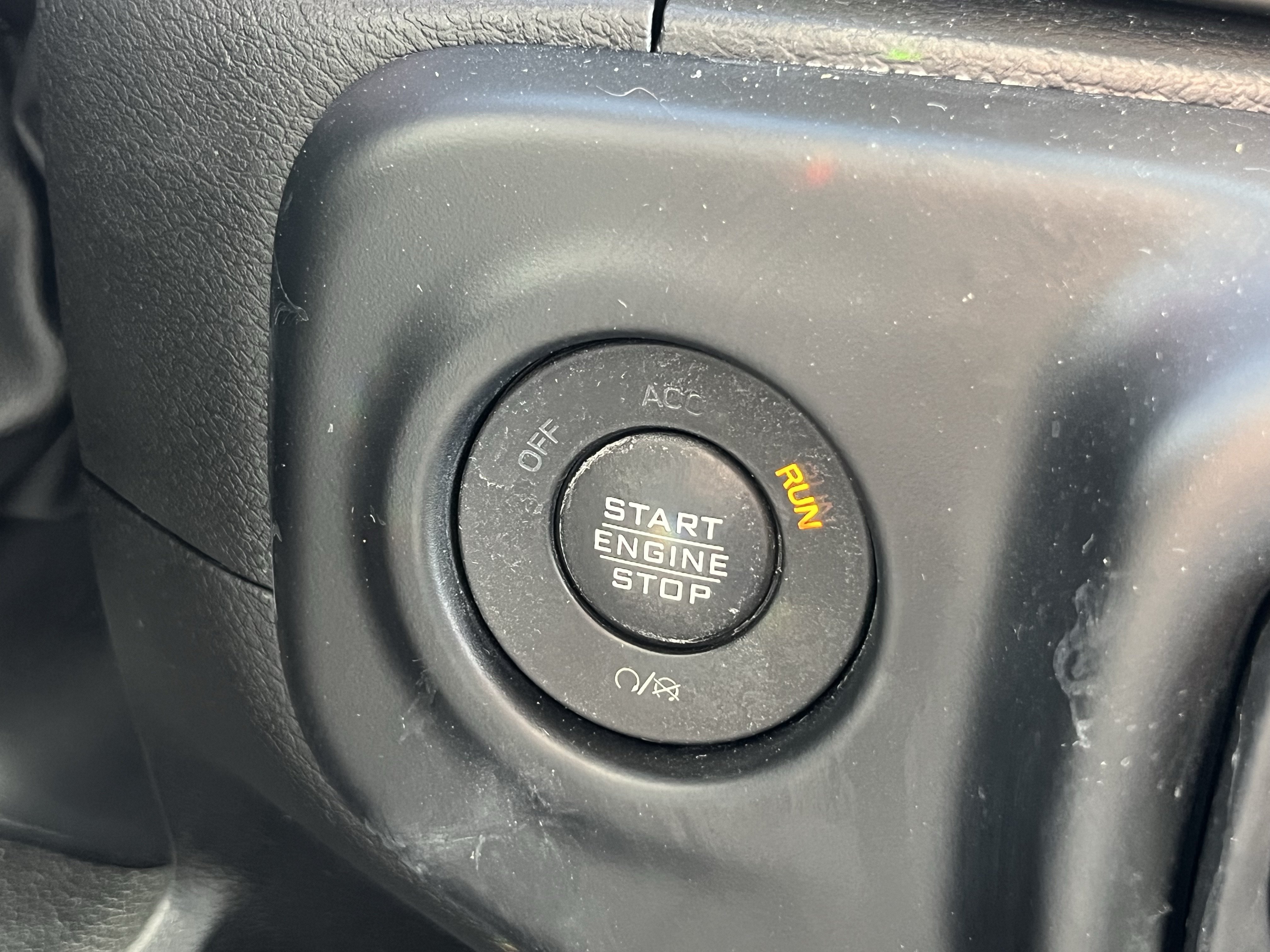 Used 2023 Jeep Wrangler Unlimited Sport AWD/4WD image 35