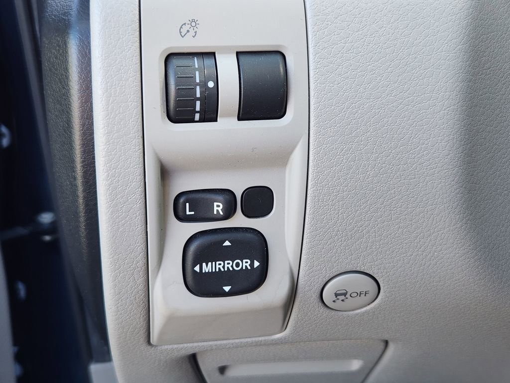 Used 2010 Subaru Forester 2.5X Premium w/ Utility Pkg image 23