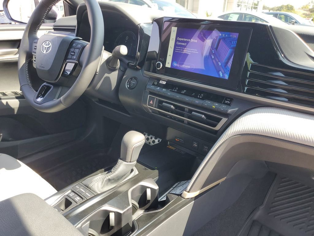 New 2026 Toyota Camry SE image 33