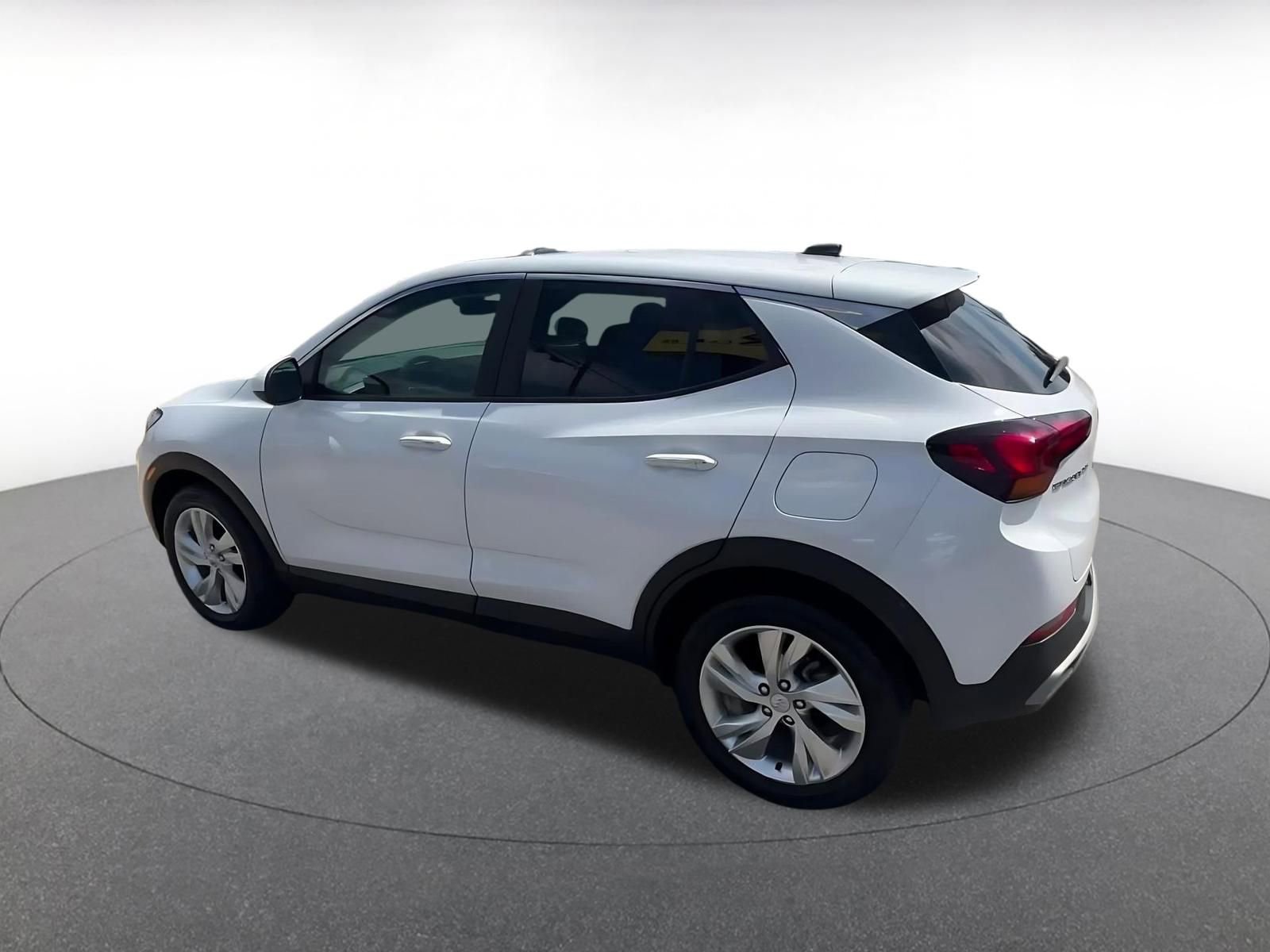 Used 2025 Buick Encore GX Preferred FWD image 10