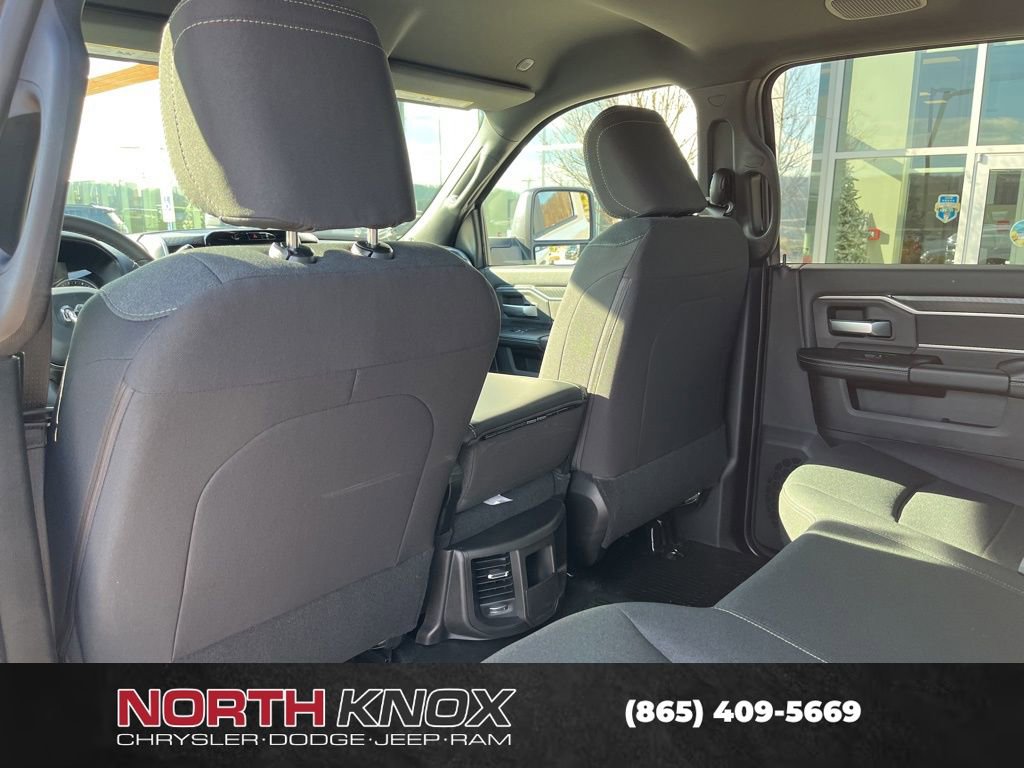 New 2026 RAM 4500 4x4 Crew Cab DRW image 15