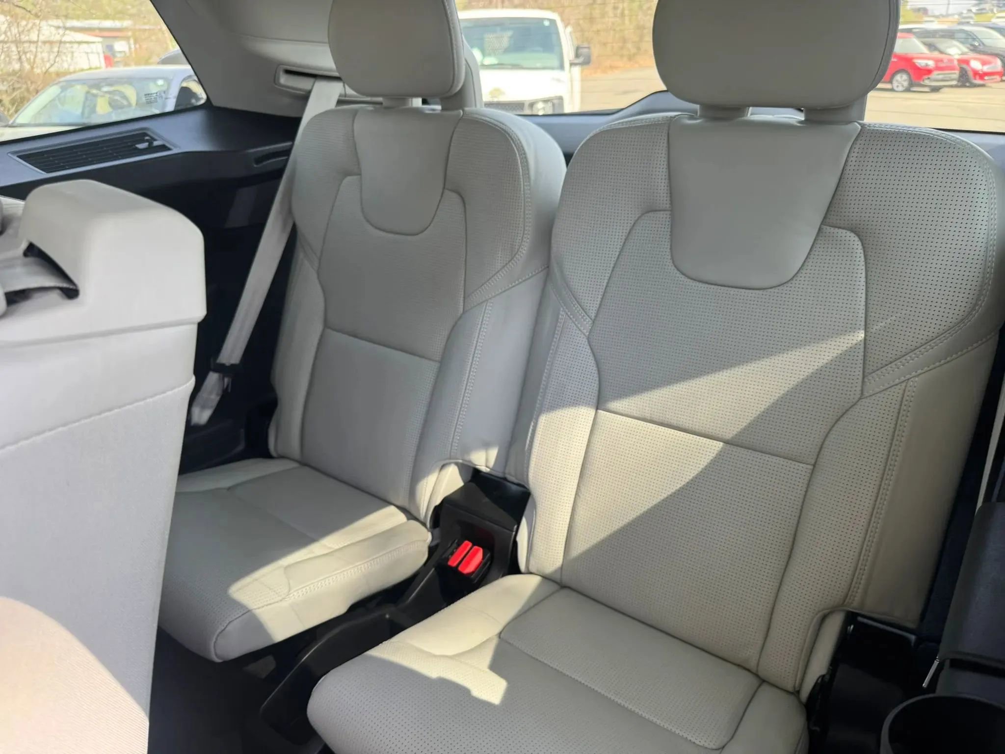 Used 2020 Volvo XC90 T6 Inscription w/ Protection Package Premier AWD/4WD image 19