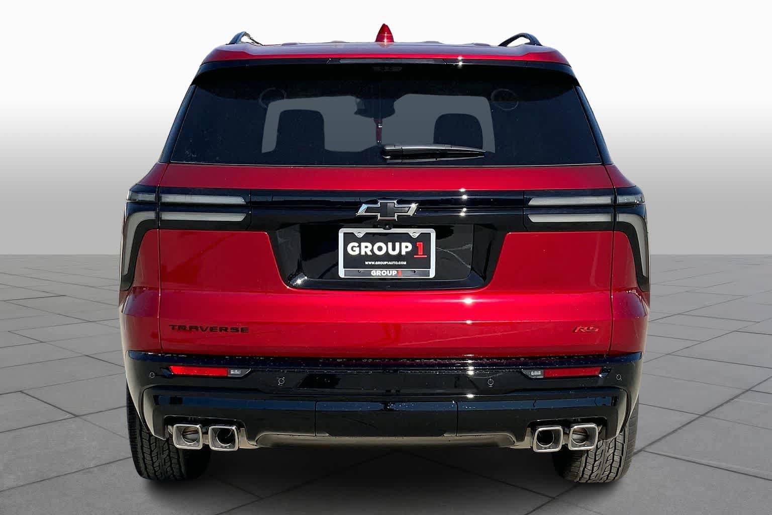 New 2026 Chevrolet Traverse RS w/ LPO, Floor Liner Package FWD image 5