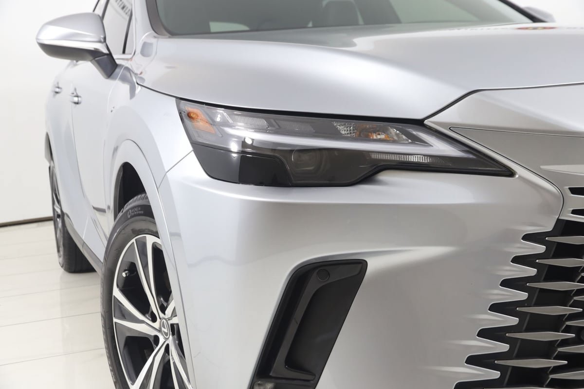 Used 2024 Lexus RX 350 Premium w/ Accessory Package (Z1) AWD/4WD image 17