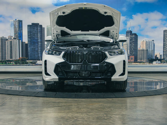 Used 2027 BMW X6 xDrive40i w/ Premium Package AWD/4WD image 4