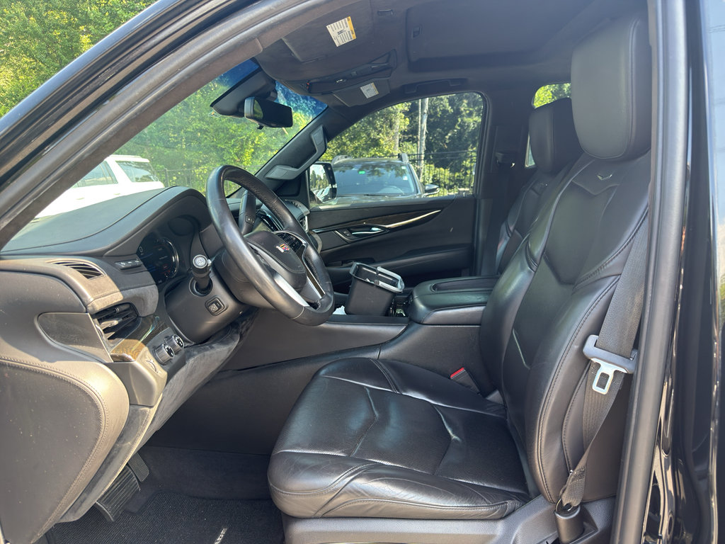 Used 2018 Cadillac Escalade Platinum AWD/4WD image 7