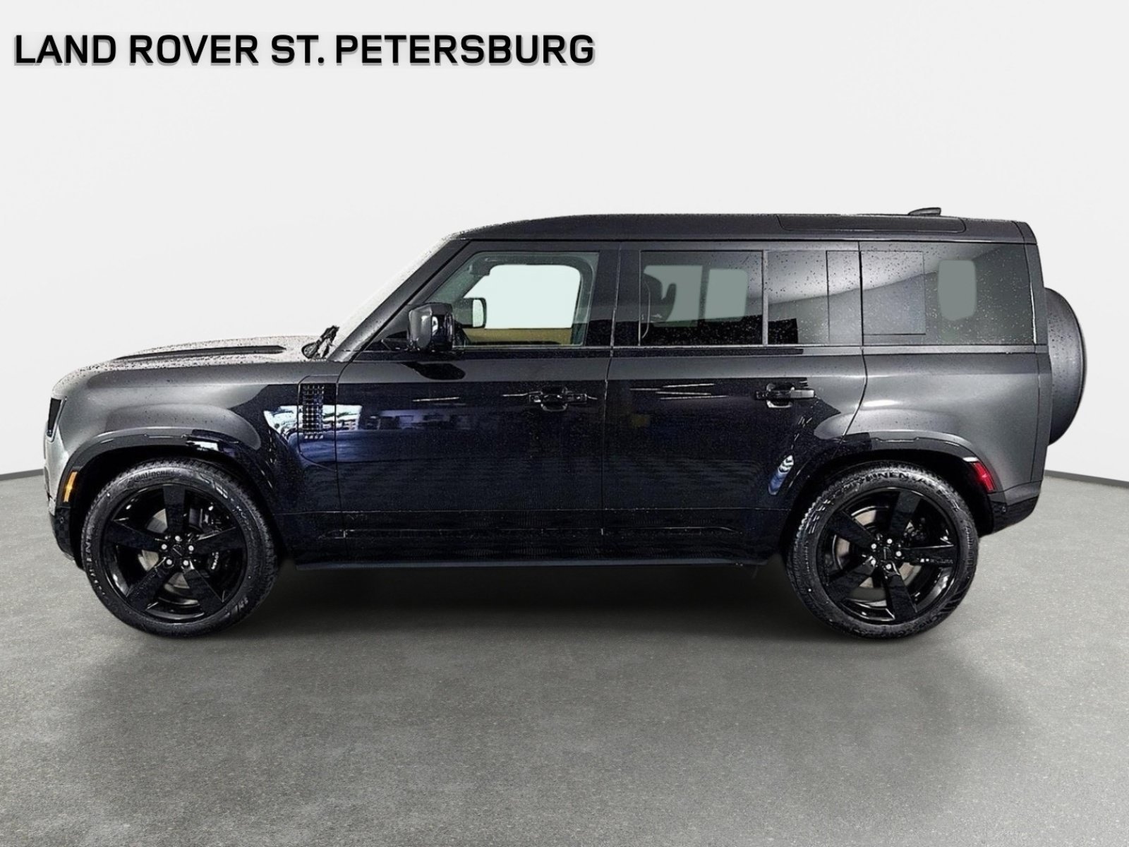 New 2026 Land Rover Defender 110 V8 AWD/4WD image 8
