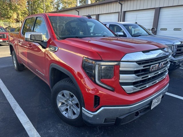 Used 2024 GMC Sierra 1500 SLE image 1