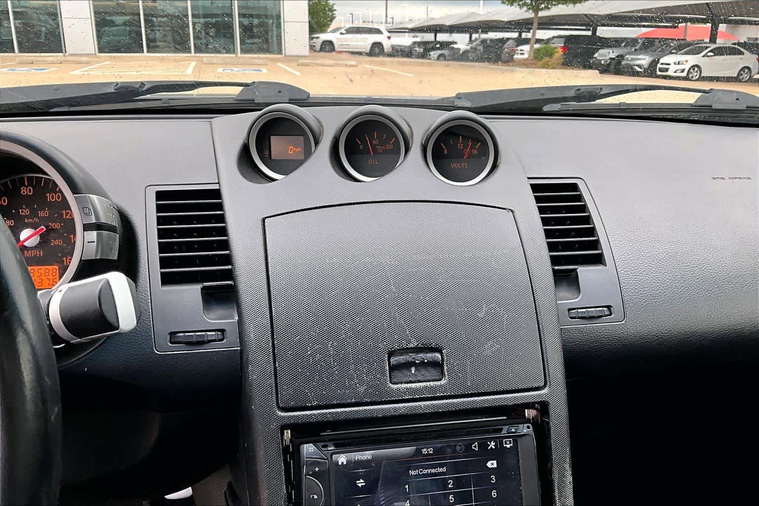 Used 2008 Nissan 350Z Touring RWD image 28