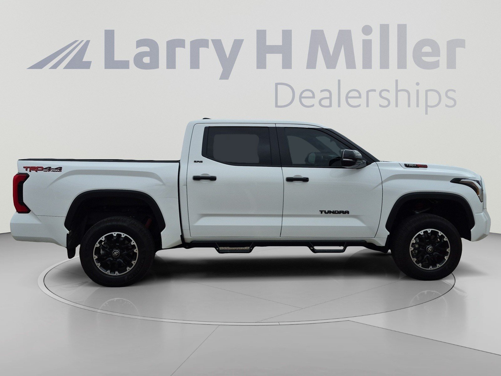 Used 2026 Toyota Tundra SR5 w/ TRD Off-Road Package AWD/4WD image 6