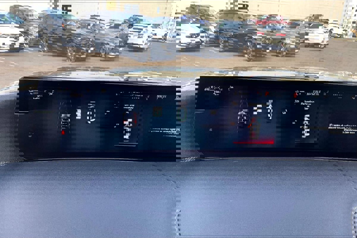 Used 2025 Ford Expedition Max Platinum image 16