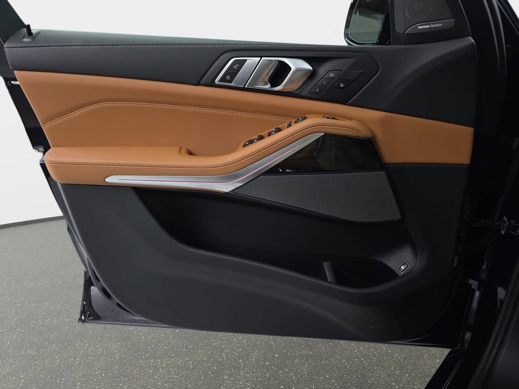 New 2026 BMW X5 xDrive50e image 26