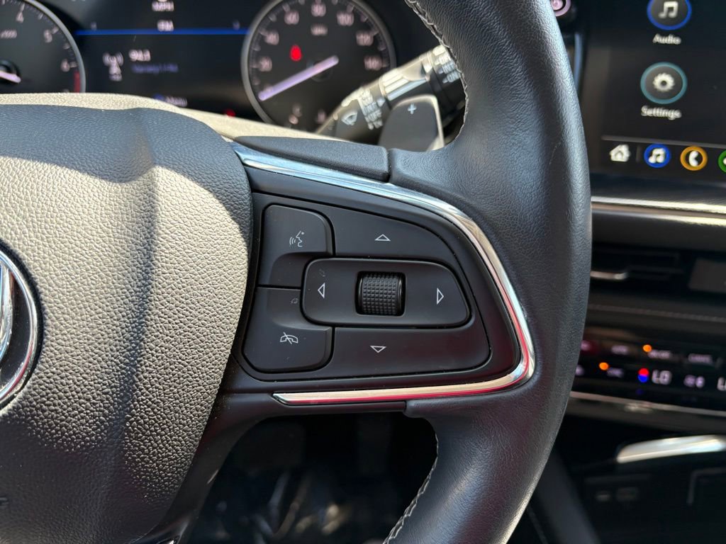Used 2023 Buick Envision Essence AWD/4WD image 19