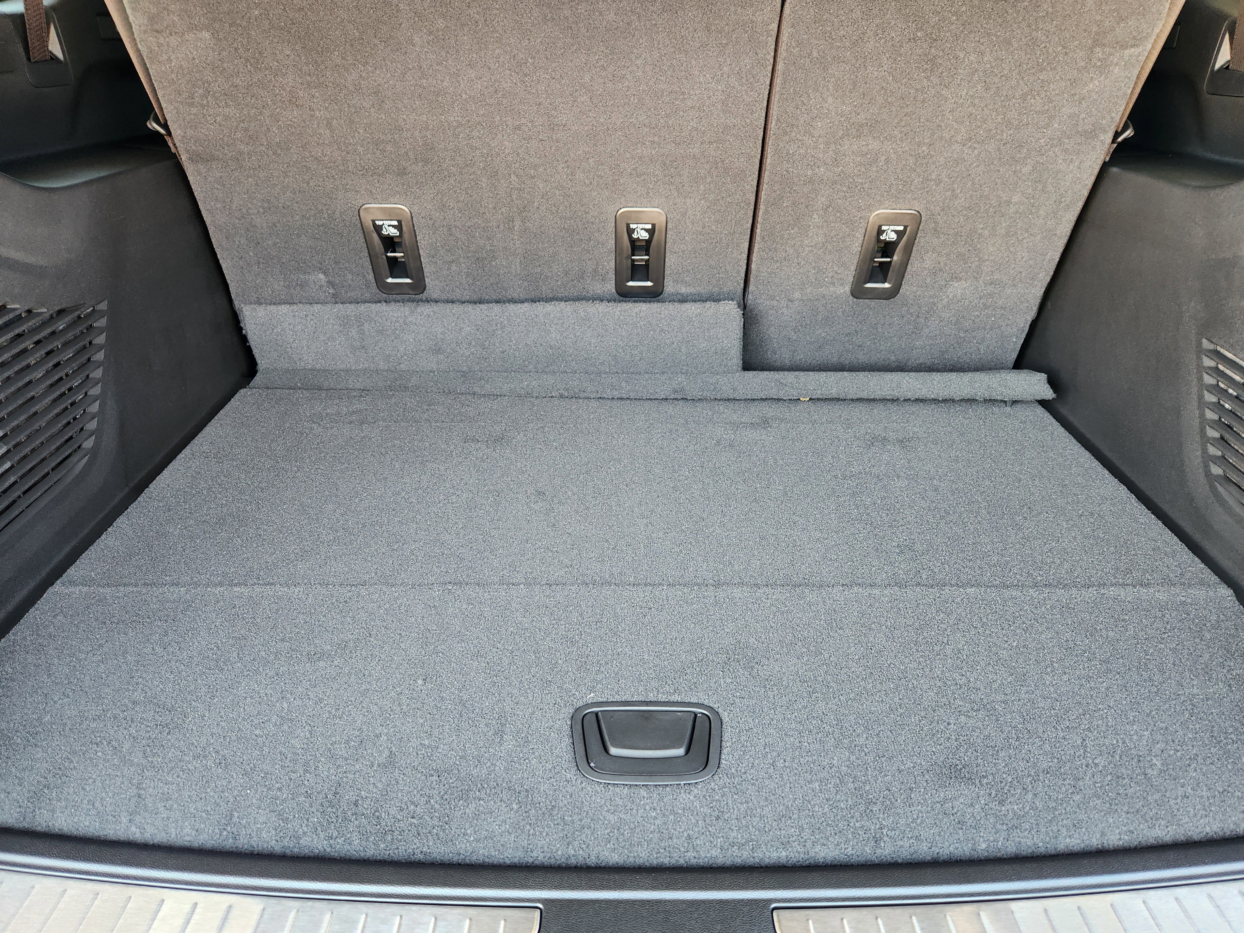 New 2026 Chevrolet Suburban RST w/ RST Capability Package image 25