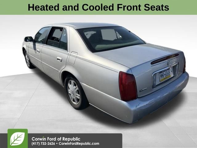 Used 2004 Cadillac De Ville w/ Equipment Group FWD image 3