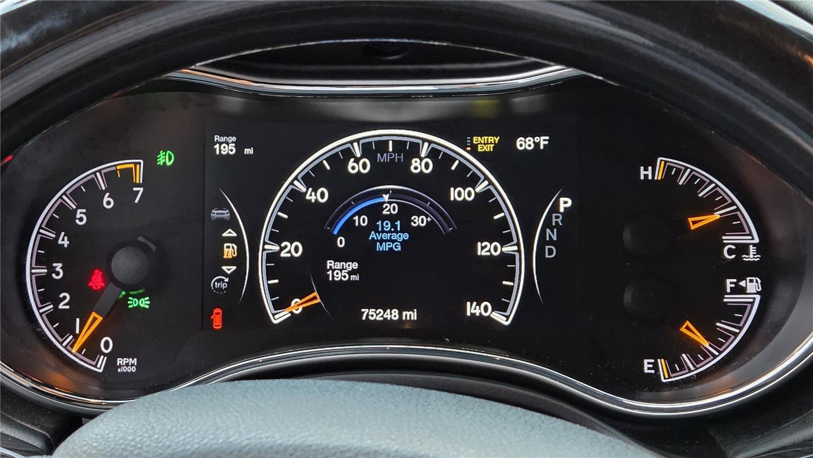 Used 2018 Jeep Grand Cherokee Overland AWD/4WD image 20