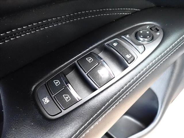 Used 2018 INFINITI QX60 Luxe w/ Premium Plus Package AWD/4WD image 16